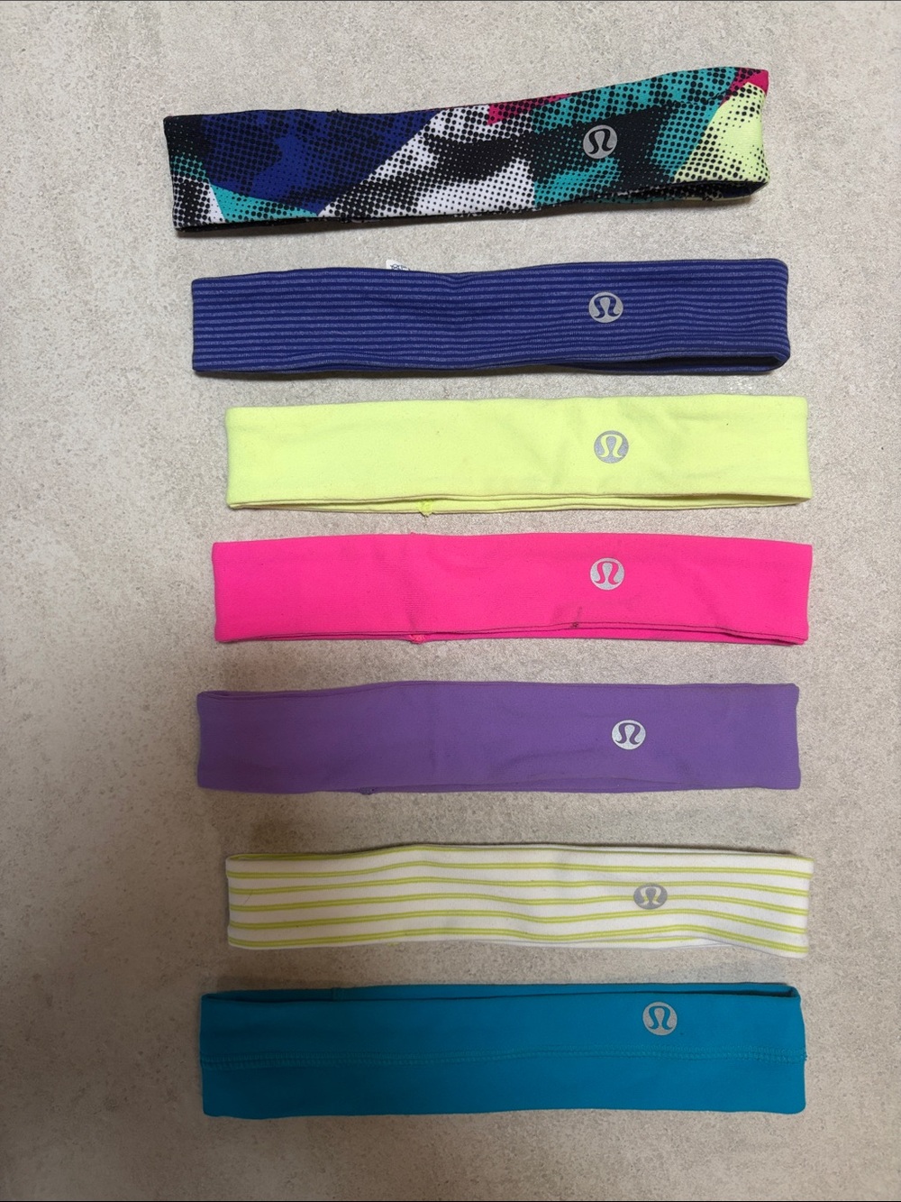 ✨Y2K Lululemon Athletica Headbands $5/unit ✨